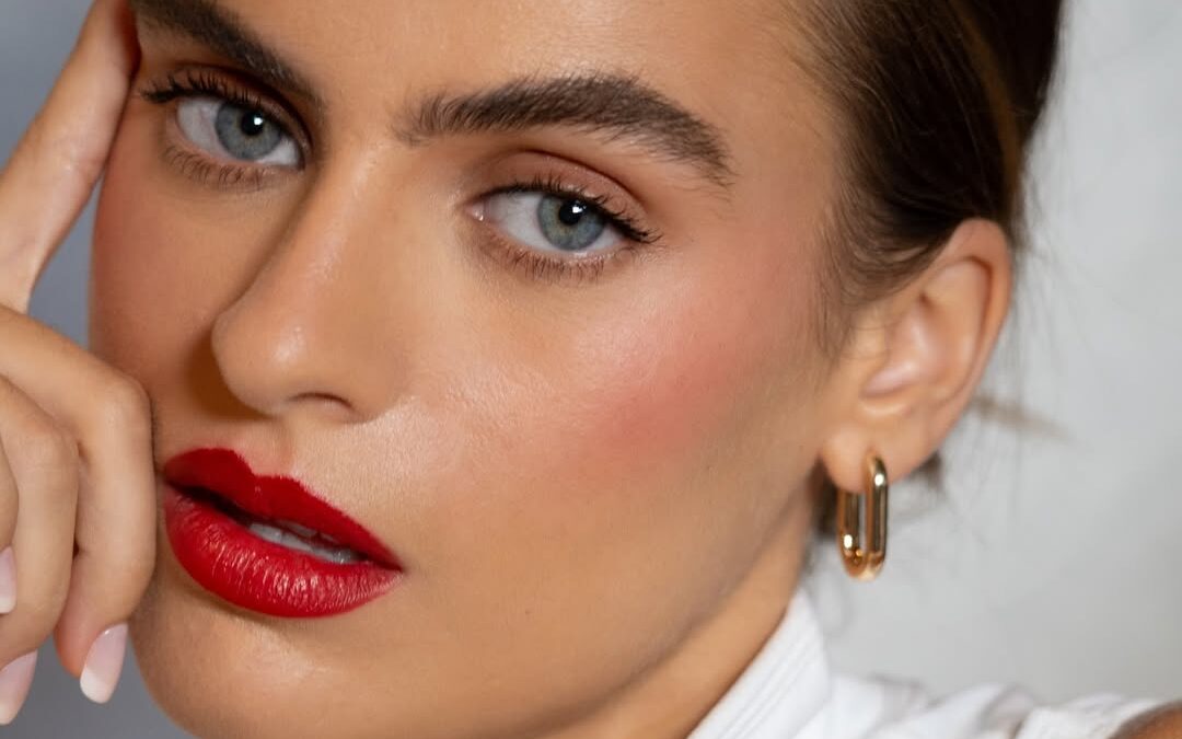 The Best Red Lipsticks, According to Celebrity Makeup Artists